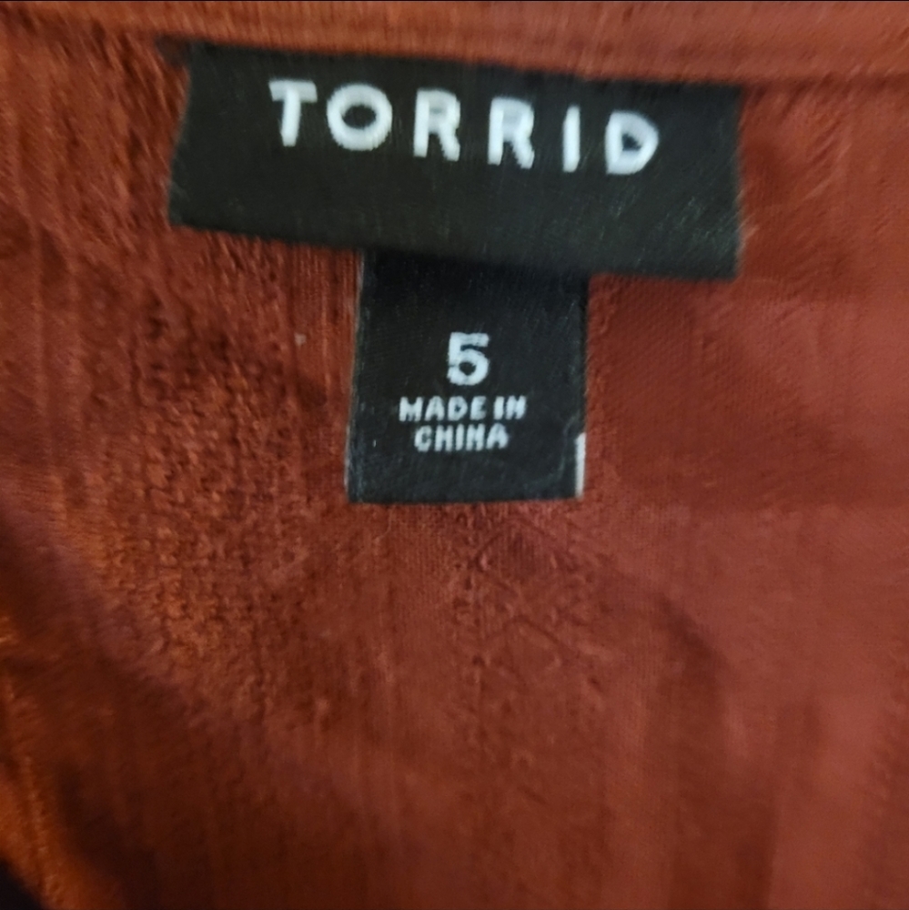TORRID Brick Red Textured Tie Front Midi Blouse - Picture 8 of 9